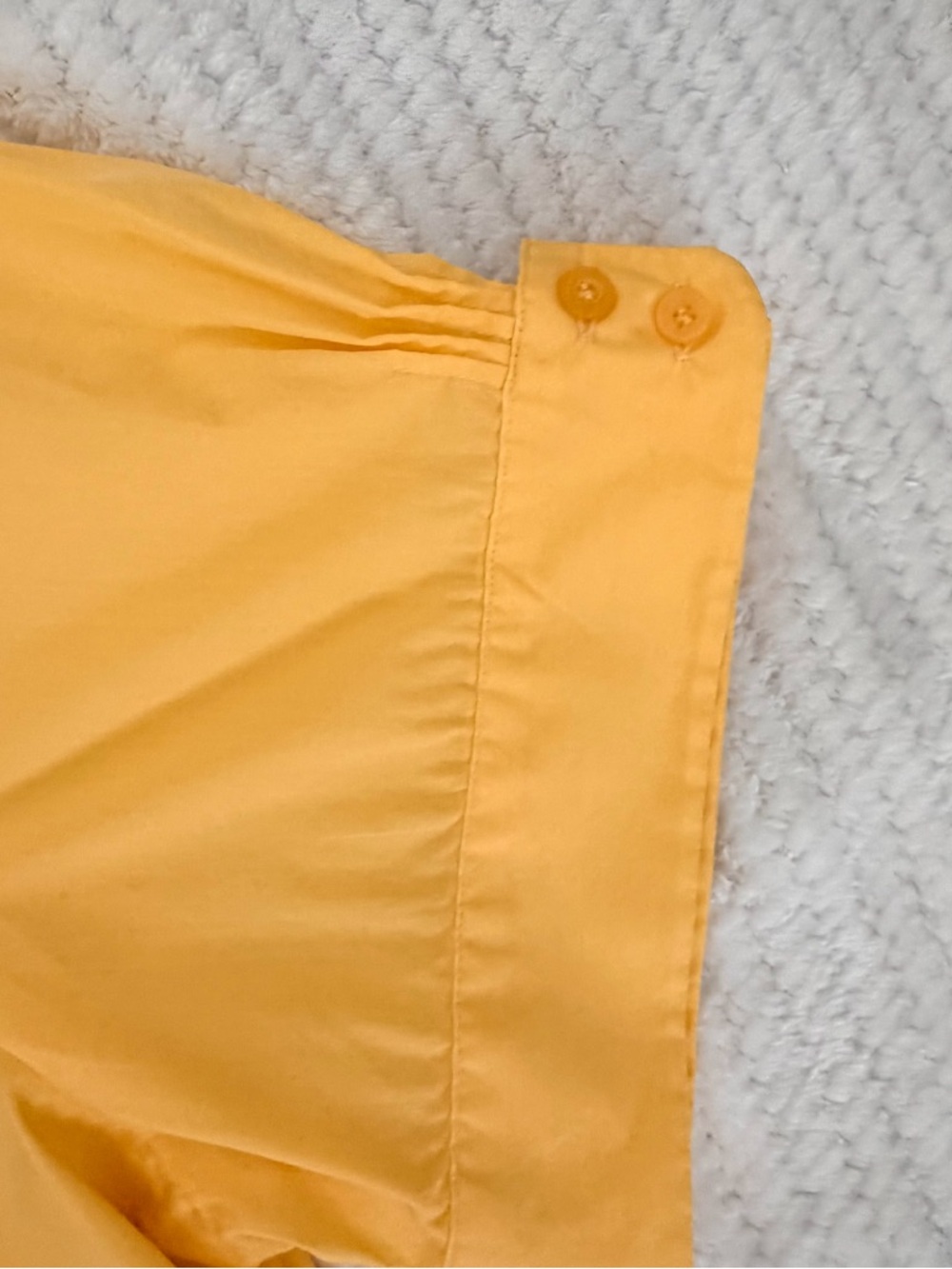 Antilia Femme Yellow Pleated Short Sleeve Blouse Size L Stretchy Material - Picture 4 of 10